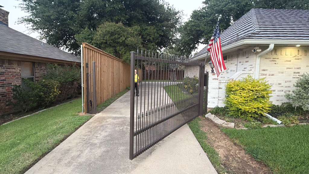 Automatic gate motor repair DFW